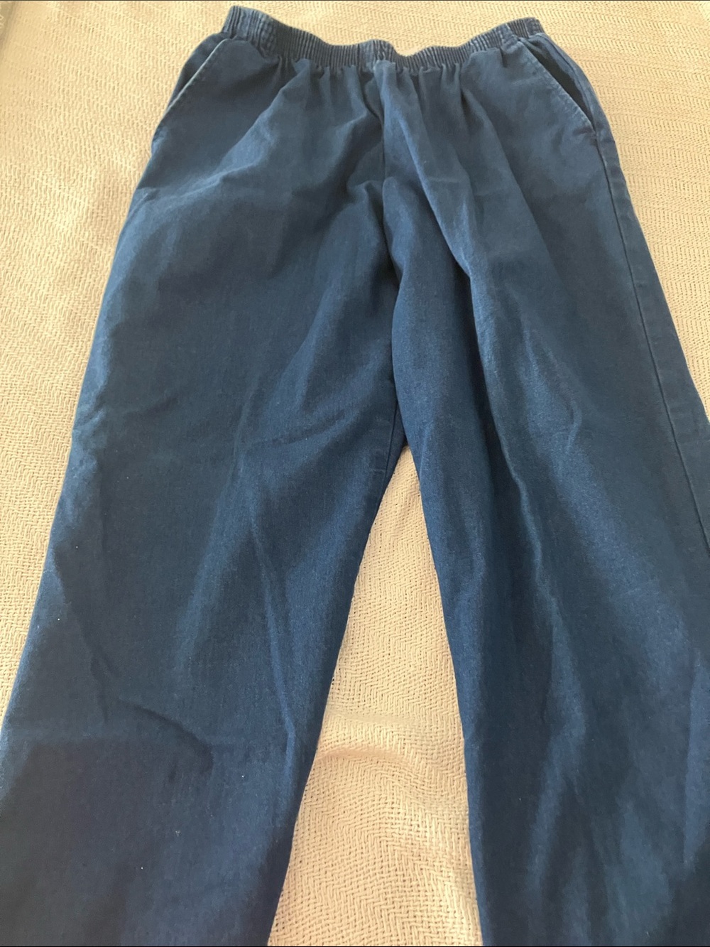 Like new comfy jeans